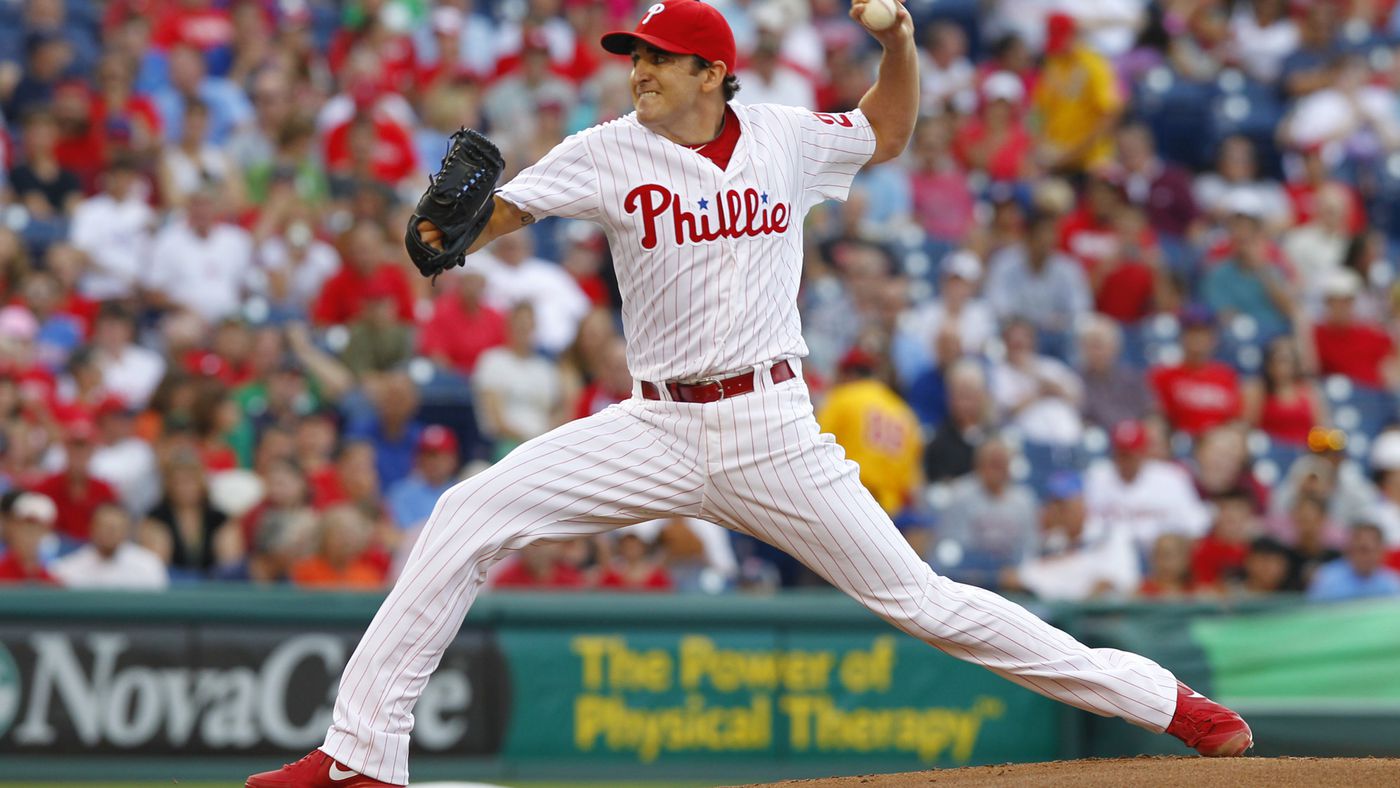 John Lannan pitching for the Washington Nationals